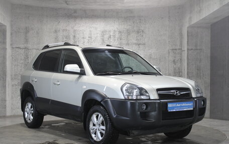 Hyundai Tucson III, 2008 год, 815 000 рублей, 3 фотография