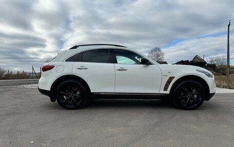 Infiniti QX70, 2015 год, 2 495 000 рублей, 3 фотография