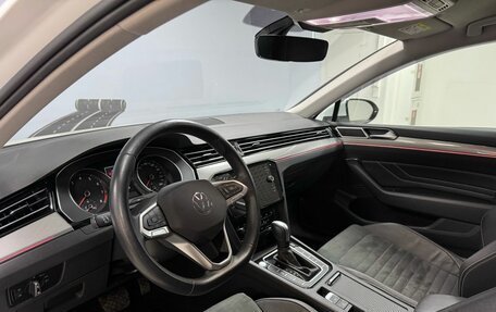 Volkswagen Passat B8 рестайлинг, 2021 год, 2 729 000 рублей, 10 фотография