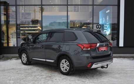 Mitsubishi Outlander III рестайлинг 3, 2018 год, 2 400 000 рублей, 7 фотография