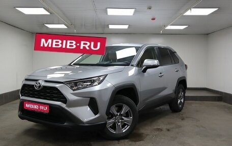 Toyota RAV4, 2022 год, 3 669 000 рублей, 1 фотография