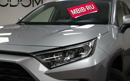 Toyota RAV4, 2022 год, 3 669 000 рублей, 8 фотография