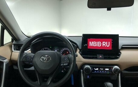 Toyota RAV4, 2022 год, 3 669 000 рублей, 14 фотография