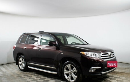 Toyota Highlander III, 2011 год, 2 599 000 рублей, 3 фотография