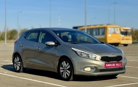 KIA cee'd III, 2013 год, 1 050 000 рублей, 2 фотография