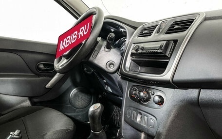 Renault Logan II, 2014 год, 625 000 рублей, 9 фотография