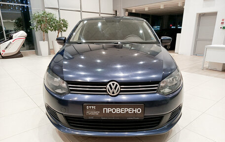 Volkswagen Polo VI (EU Market), 2012 год, 810 000 рублей, 2 фотография