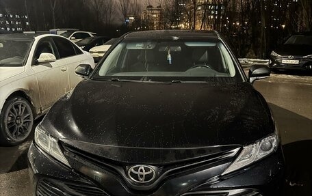 Toyota Camry, 2020 год, 3 030 000 рублей, 1 фотография