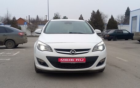 Opel Astra J, 2013 год, 1 270 000 рублей, 3 фотография