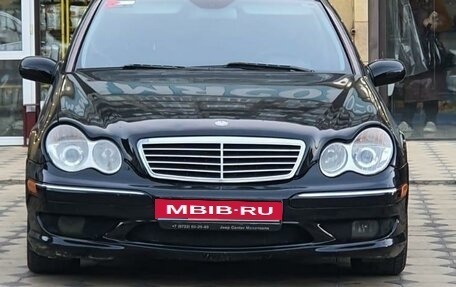 Mercedes-Benz C-Класс, 2006 год, 880 000 рублей, 1 фотография