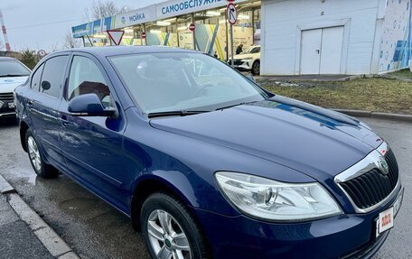 Skoda Octavia, 2011 год, 999 000 рублей, 2 фотография