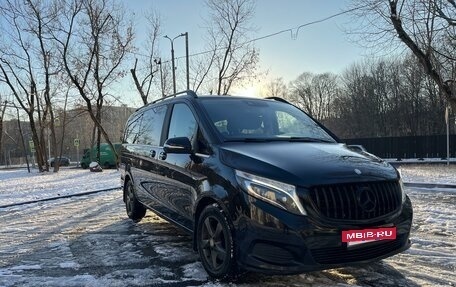 Mercedes-Benz V-Класс, 2014 год, 3 800 000 рублей, 2 фотография