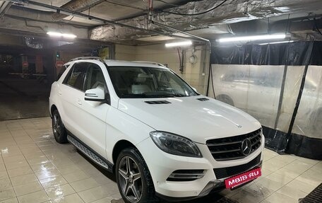 Mercedes-Benz M-Класс, 2012 год, 2 100 000 рублей, 4 фотография