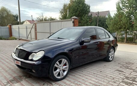 Mercedes-Benz C-Класс, 2001 год, 660 000 рублей, 2 фотография