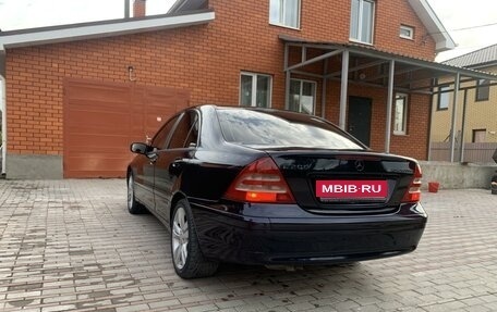 Mercedes-Benz C-Класс, 2001 год, 660 000 рублей, 4 фотография