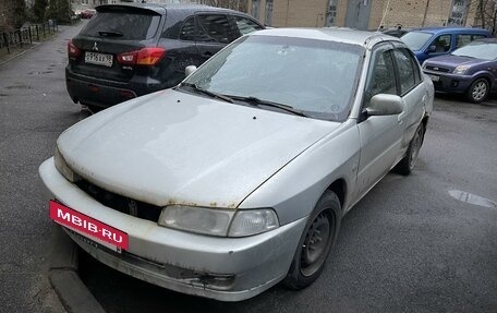 Mitsubishi Mirage VI рестайлинг, 2000 год, 150 000 рублей, 3 фотография