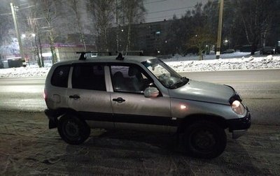 Chevrolet Niva I рестайлинг, 2004 год, 350 000 рублей, 1 фотография