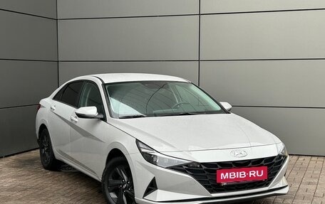 Hyundai Elantra, 2021 год, 2 099 000 рублей, 9 фотография