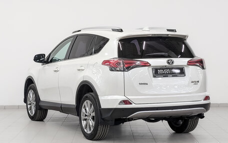 Toyota RAV4, 2017 год, 2 395 000 рублей, 7 фотография