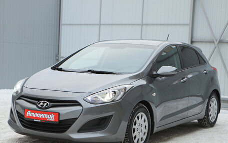 Hyundai i30 II рестайлинг, 2012 год, 830 000 рублей, 2 фотография