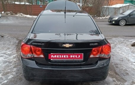 Chevrolet Cruze II, 2010 год, 730 000 рублей, 2 фотография