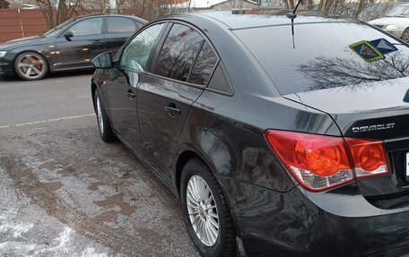 Chevrolet Cruze II, 2010 год, 730 000 рублей, 6 фотография