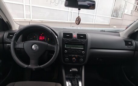 Volkswagen Jetta VI, 2009 год, 699 000 рублей, 5 фотография