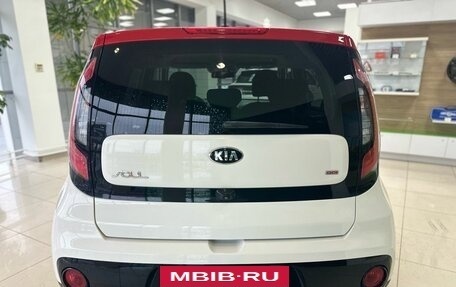 KIA Soul II рестайлинг, 2017 год, 1 570 000 рублей, 6 фотография