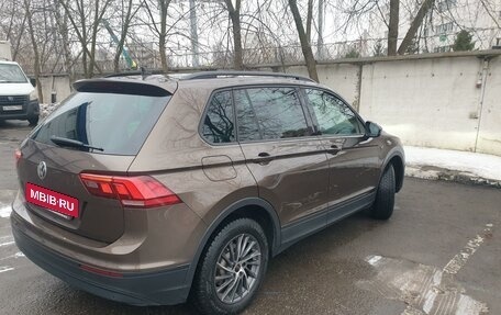 Volkswagen Tiguan II, 2019 год, 2 100 000 рублей, 4 фотография