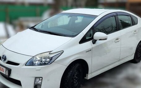 Toyota Prius, 2010 год, 1 100 000 рублей, 3 фотография