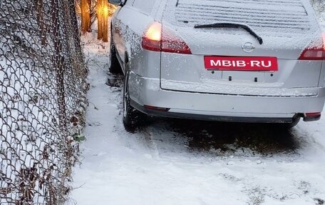 Nissan Wingroad III, 2001 год, 430 000 рублей, 1 фотография