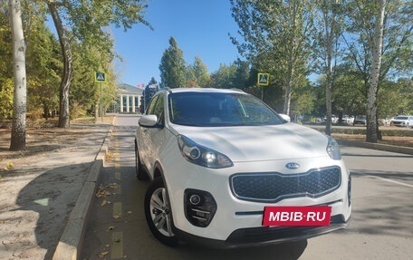 KIA Sportage IV рестайлинг, 2017 год, 2 450 000 рублей, 2 фотография