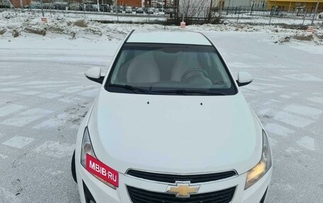 Chevrolet Cruze II, 2014 год, 1 100 000 рублей, 9 фотография