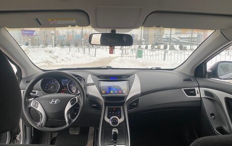 Hyundai Avante, 2011 год, 840 000 рублей, 11 фотография