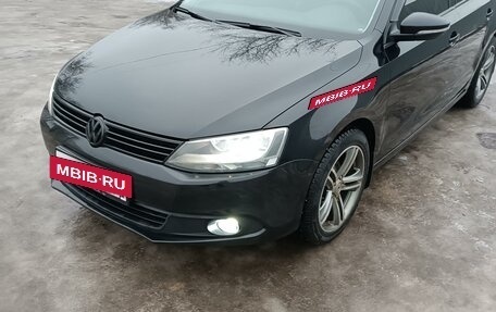 Volkswagen Jetta VI, 2014 год, 1 025 000 рублей, 7 фотография