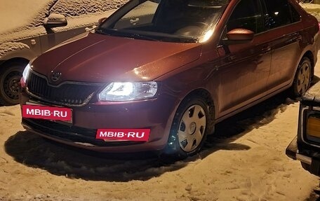 Skoda Rapid I, 2014 год, 940 000 рублей, 3 фотография