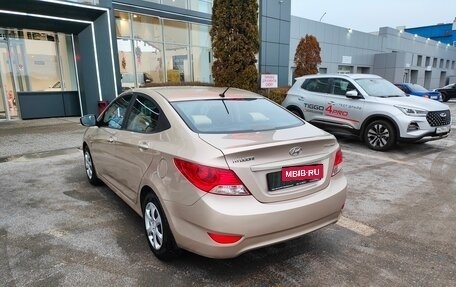 Hyundai Solaris II рестайлинг, 2013 год, 899 000 рублей, 8 фотография