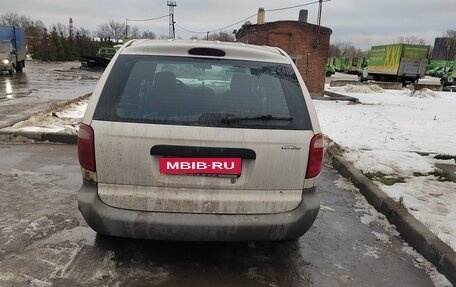 Chrysler Voyager IV, 2001 год, 300 000 рублей, 3 фотография