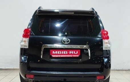 Toyota Land Cruiser Prado 150 рестайлинг 2, 2011 год, 2 600 000 рублей, 6 фотография