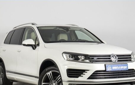 Volkswagen Touareg III, 2016 год, 2 990 000 рублей, 17 фотография