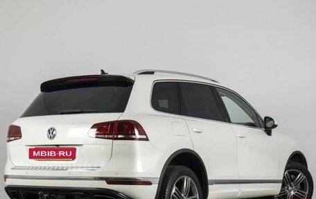 Volkswagen Touareg III, 2016 год, 2 990 000 рублей, 12 фотография