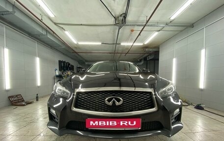 Infiniti Q50 I рестайлинг, 2015 год, 2 450 000 рублей, 1 фотография