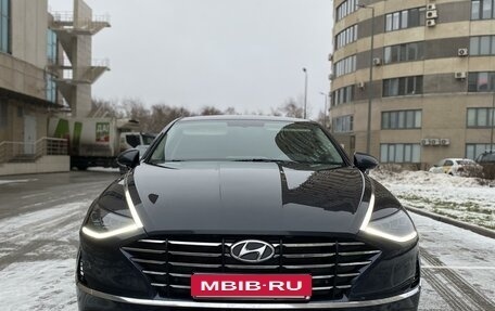 Hyundai Sonata VIII, 2020 год, 2 700 000 рублей, 2 фотография