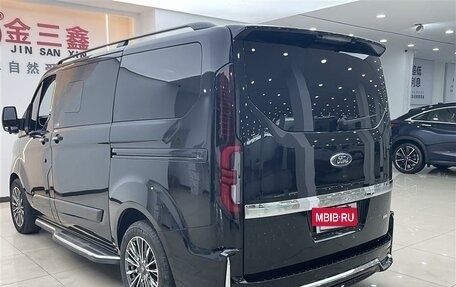 Ford Tourneo Custom I рестайлинг, 2023 год, 5 600 000 рублей, 5 фотография