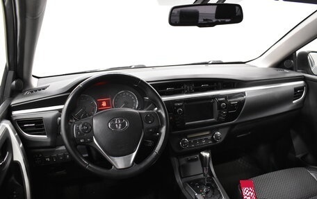 Toyota Corolla, 2013 год, 1 200 000 рублей, 14 фотография