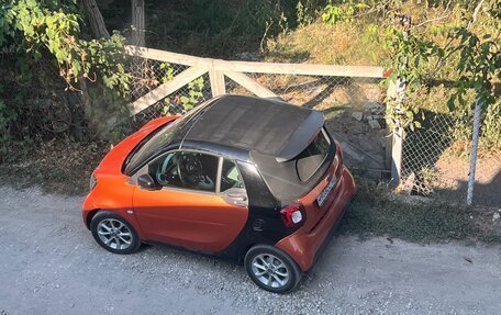 Smart Fortwo III, 2016 год, 1 425 000 рублей, 8 фотография