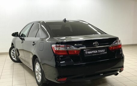 Toyota Camry, 2017 год, 2 150 000 рублей, 6 фотография