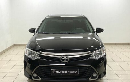 Toyota Camry, 2017 год, 2 150 000 рублей, 2 фотография