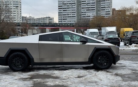 Tesla Cybertruck, 2024 год, 35 400 000 рублей, 4 фотография