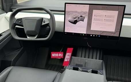 Tesla Cybertruck, 2024 год, 35 400 000 рублей, 29 фотография